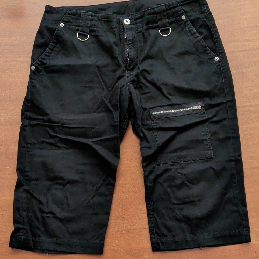Black goth Women's Capris Zipper